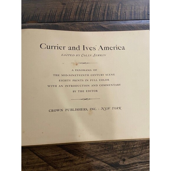 Vintage 1952 Currier and Ives America Table Top Book - Picture 5 of 12